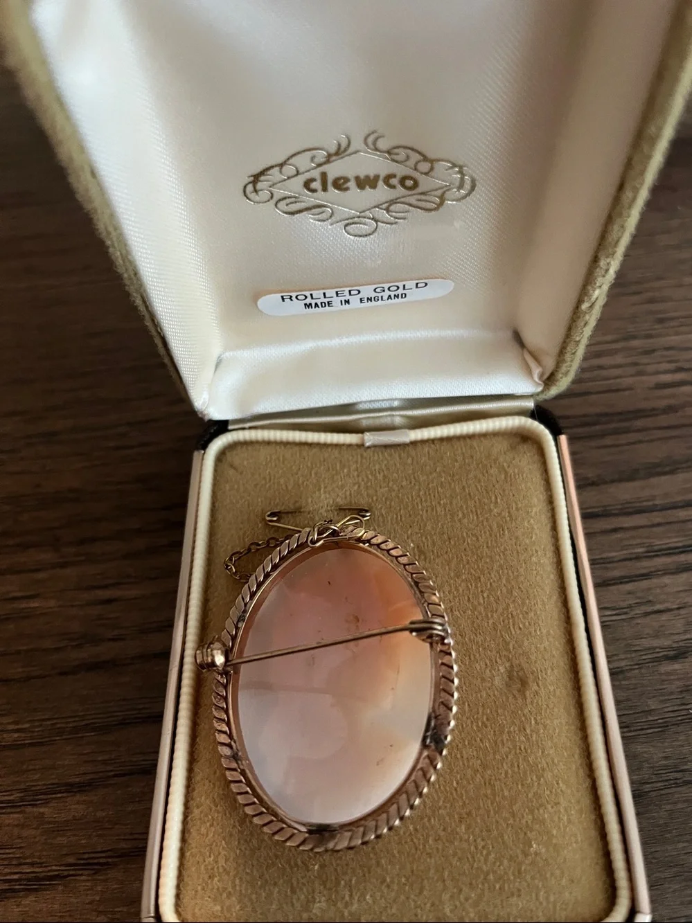 Vintage Shell Cameo Brooch